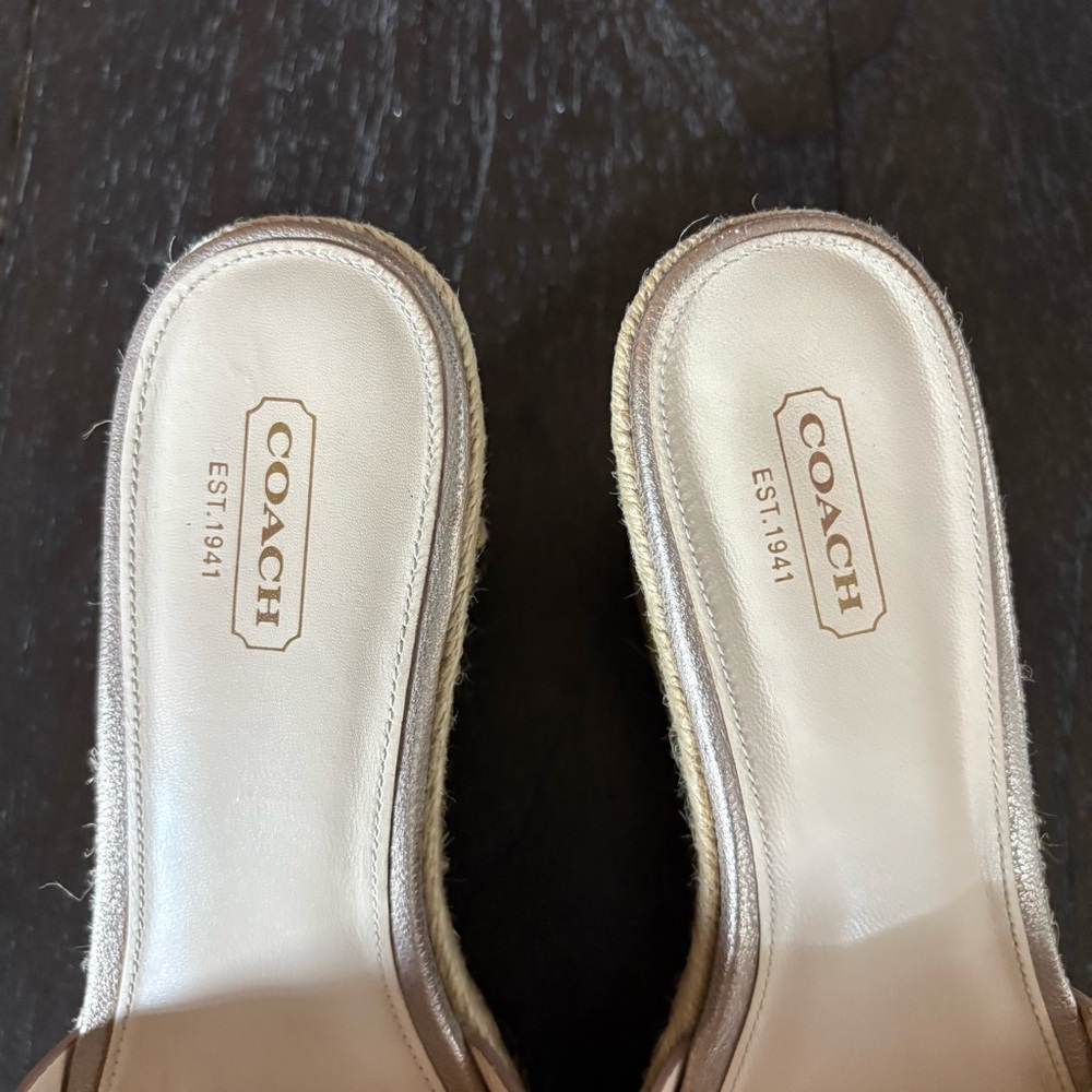 Coach Christie Gold Espadrille Wedge Platform Sandals Leather Metallic Size 8.5 - Picture 5 of 13